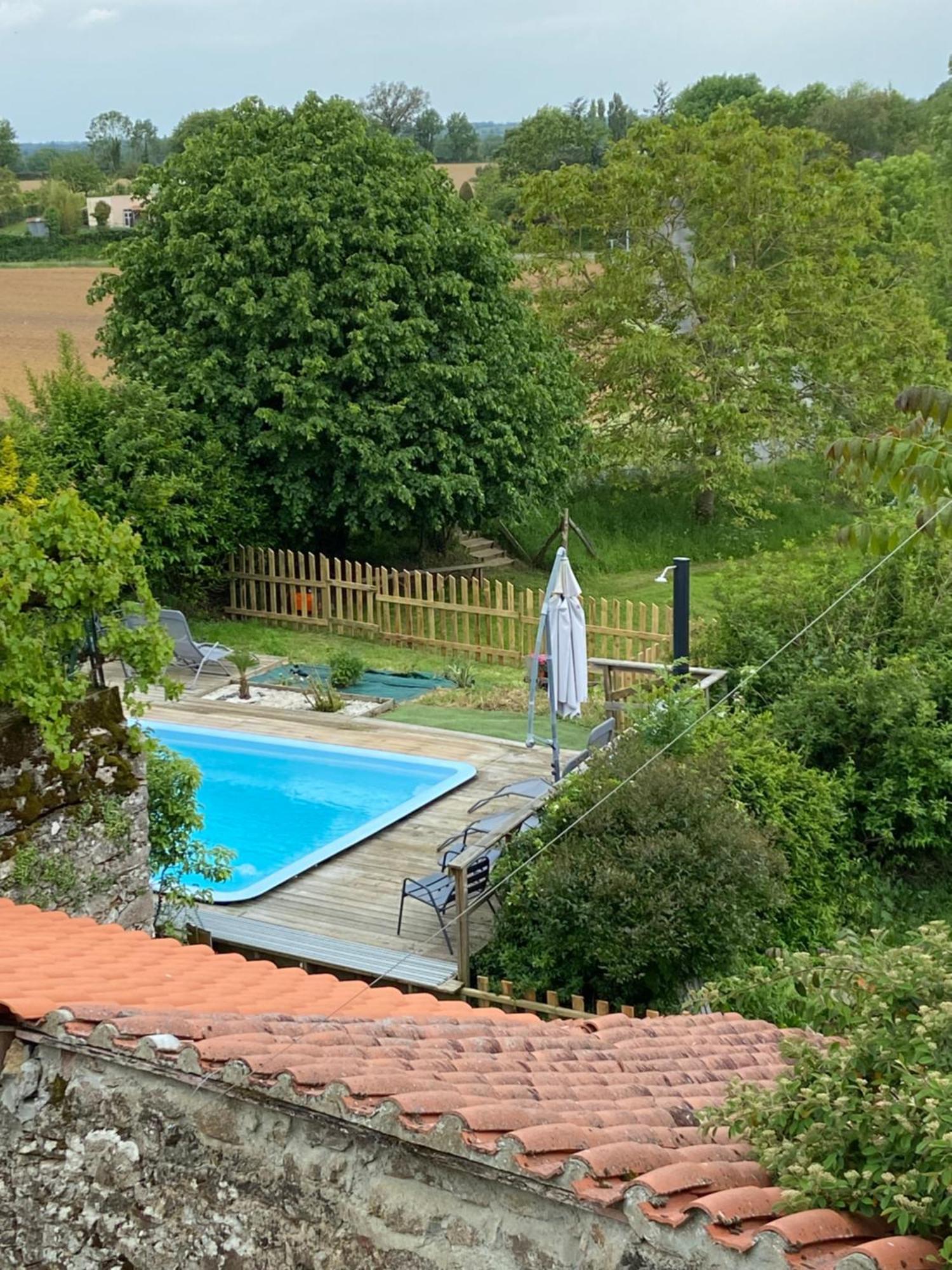Le Petit Moulin Ξενοδοχείο Pouzauges Εξωτερικό φωτογραφία