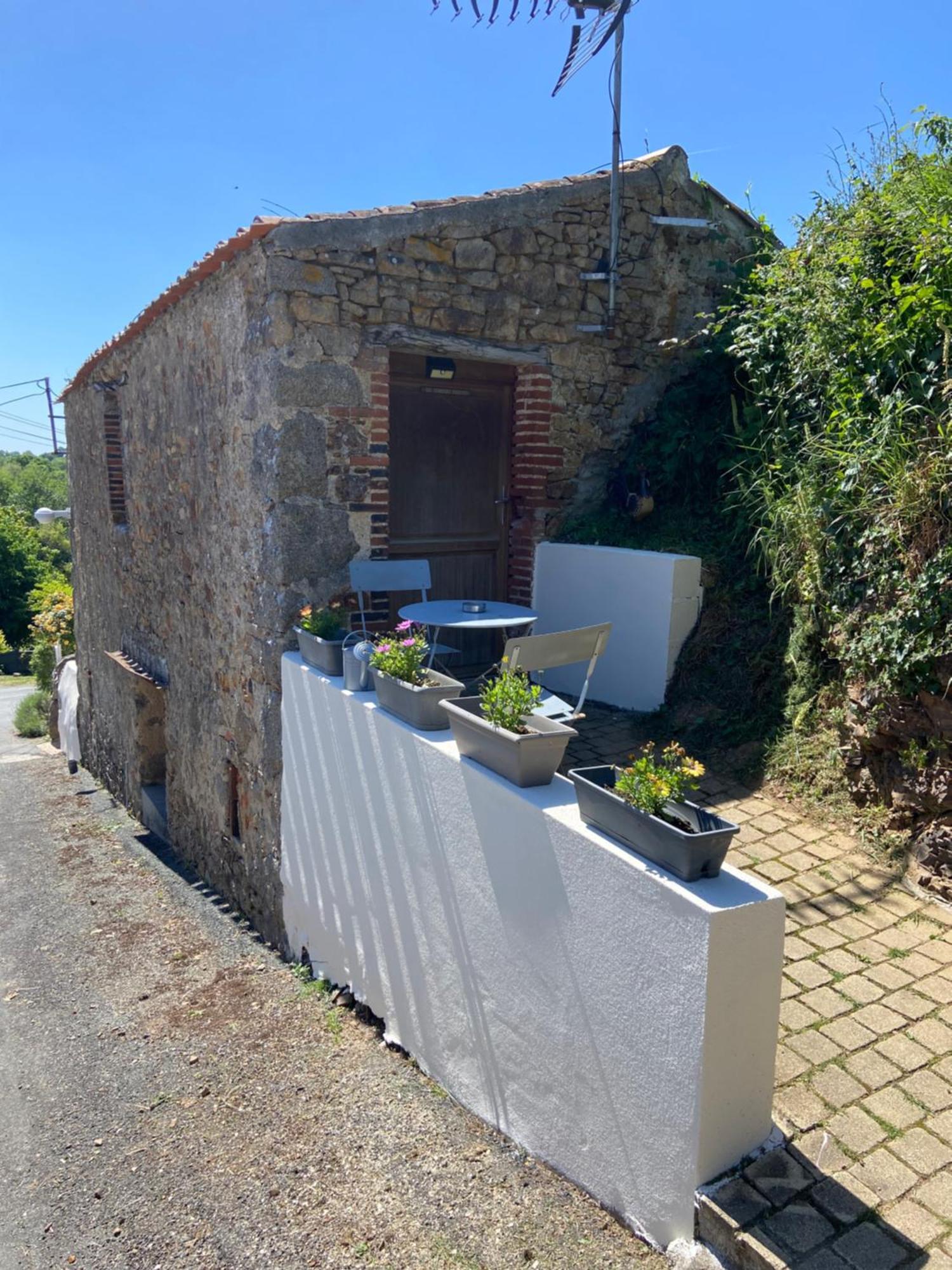 Le Petit Moulin Ξενοδοχείο Pouzauges Εξωτερικό φωτογραφία